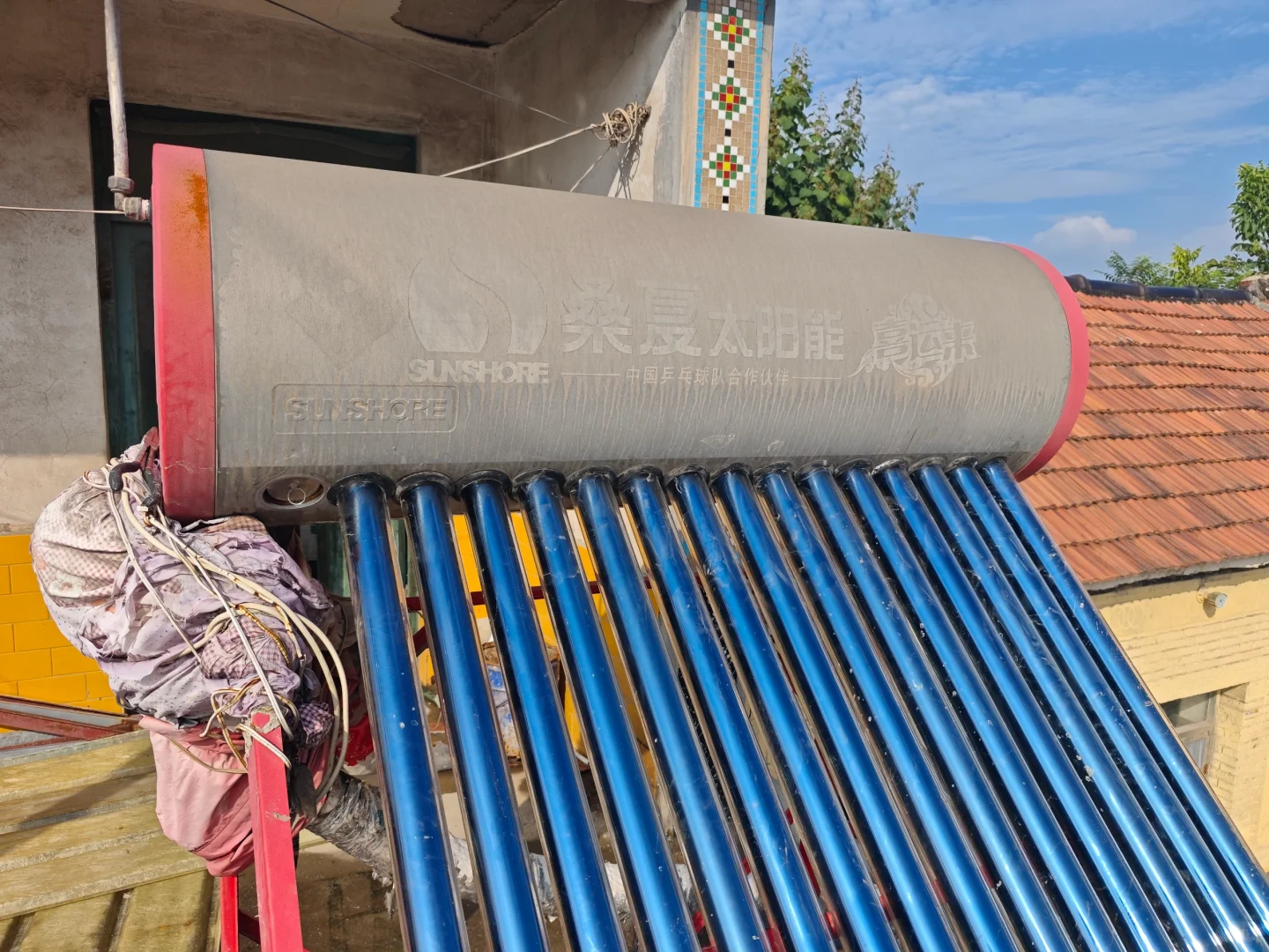 5年太阳能热水器除垢实录！爆管+漏水全搞定