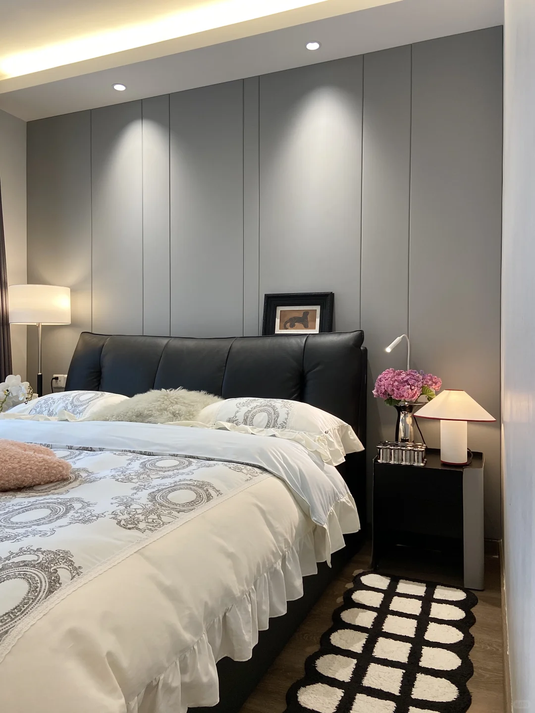 直接抄!小户型卧室这样布置好看又实用!