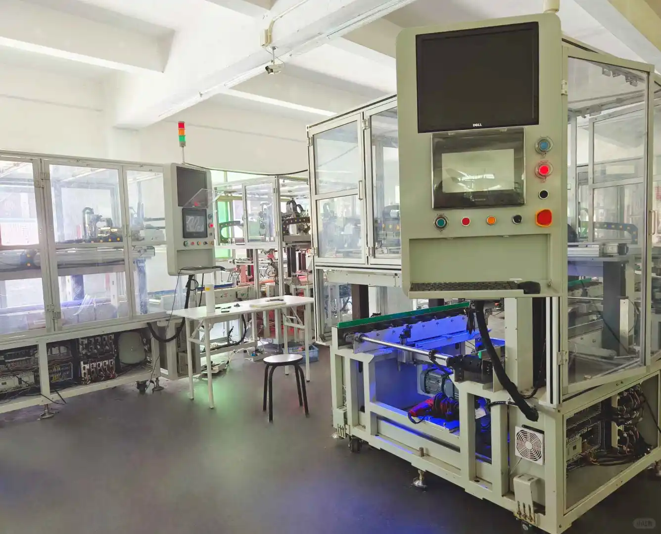 锂电池自动化生产设备