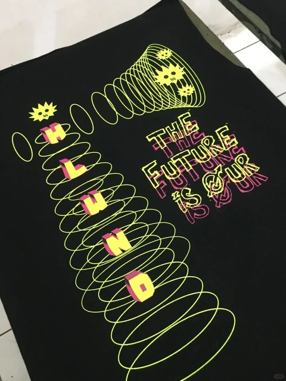 其实这些都是丝网印效果