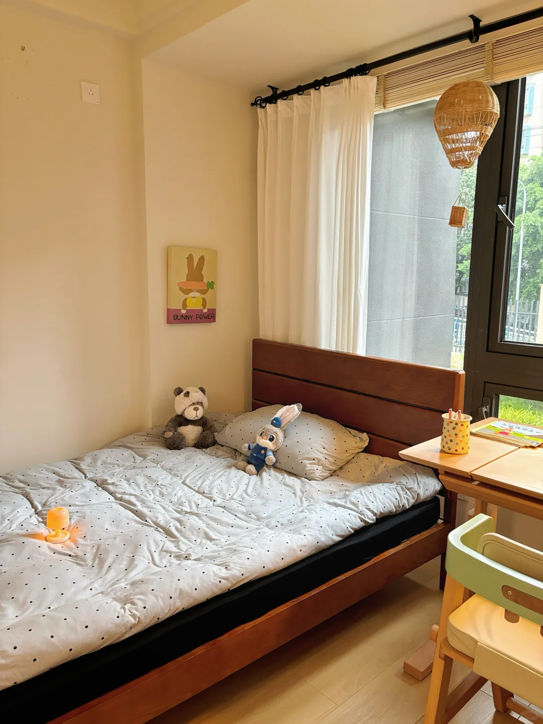 7平米小卧室，自用3个月超薄实木床没翻车✌️