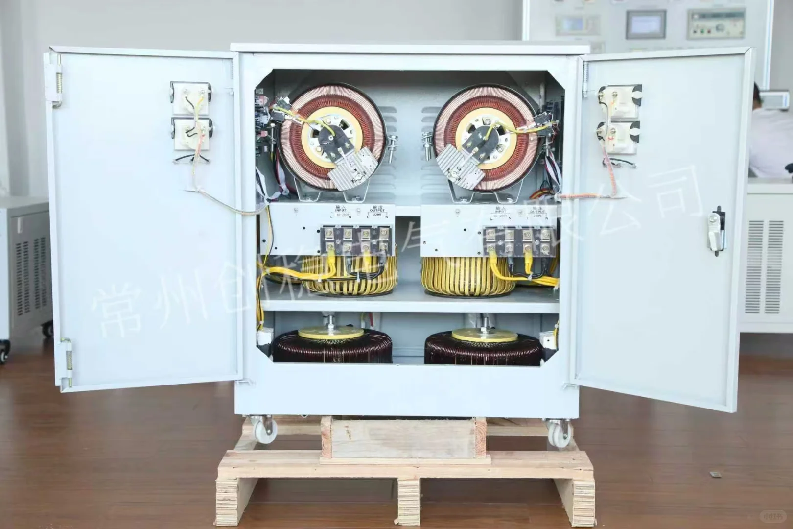 稳压器功率不会选?车间老师傅教你3步搞定