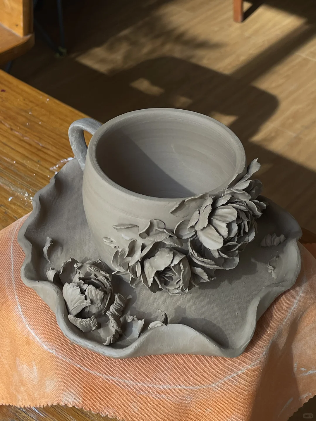 瞧瞧我最近做的陶艺裱花作品