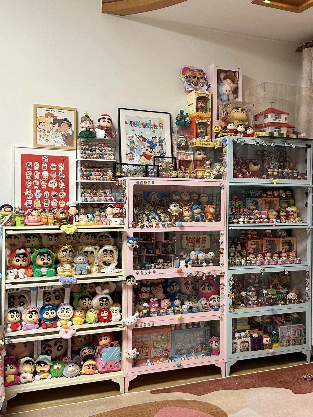 满满当当的蜡笔小新之家❤️简直太治愈了！?