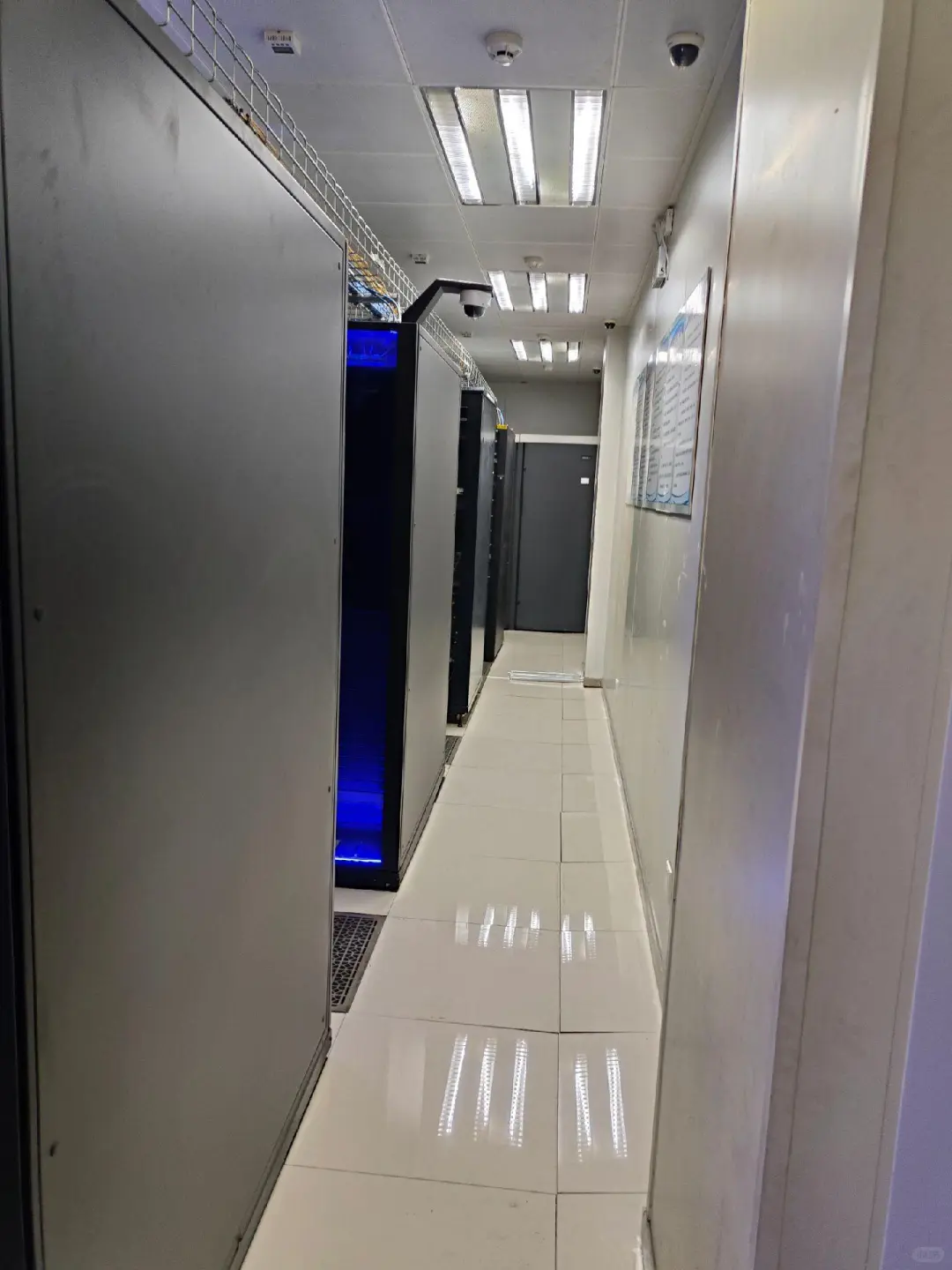 监控摄像头上门安装服务，弱电综合布线，门禁