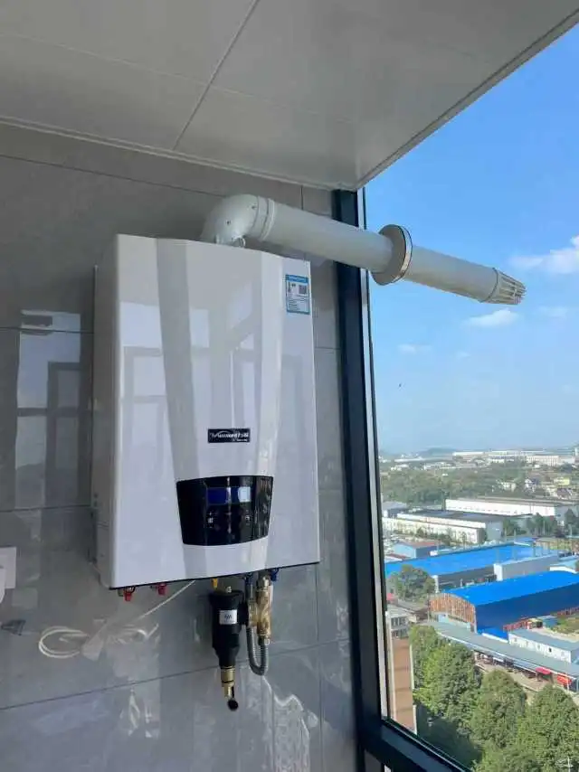 居家必备！这款壁挂炉让冬天洗澡不再等热水