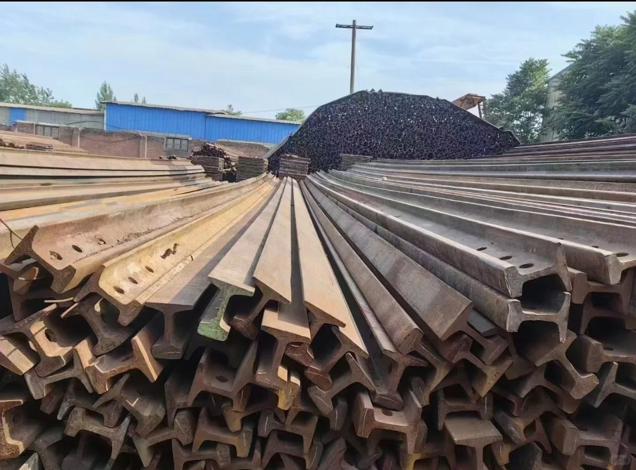 收废品废料，啥都收，按吨收。