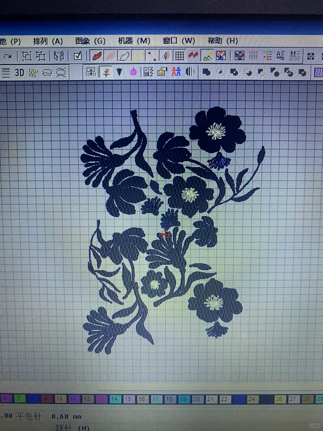 接绣花制版 花小钱办大事 后两张效果图