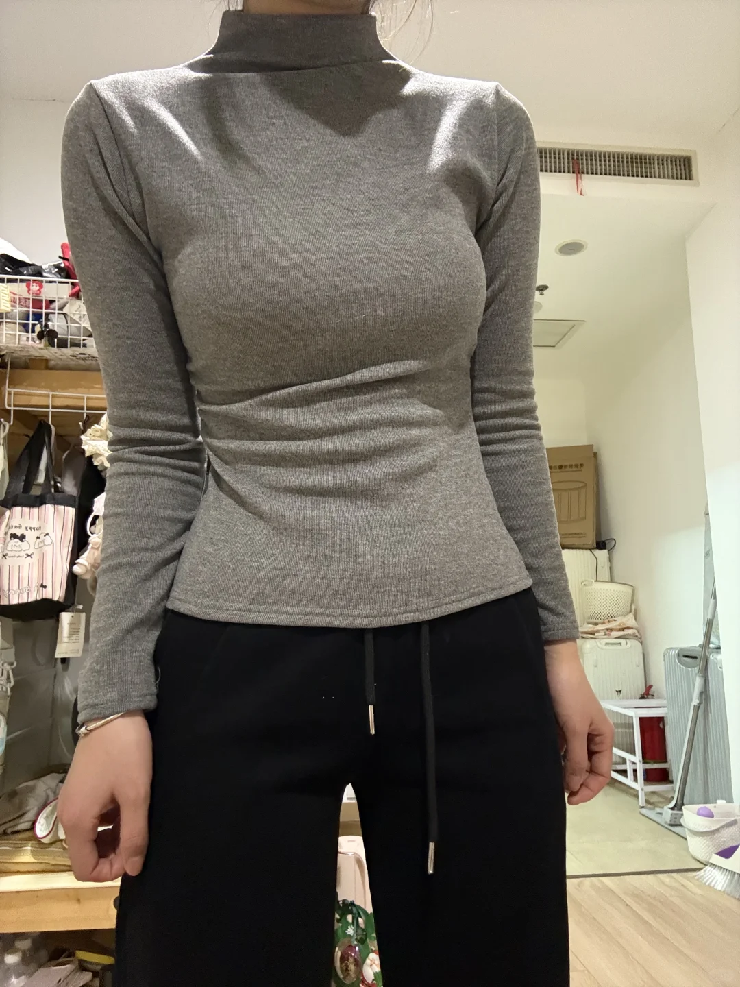 三十多买到加绒的高领内搭 掐腰好显身材