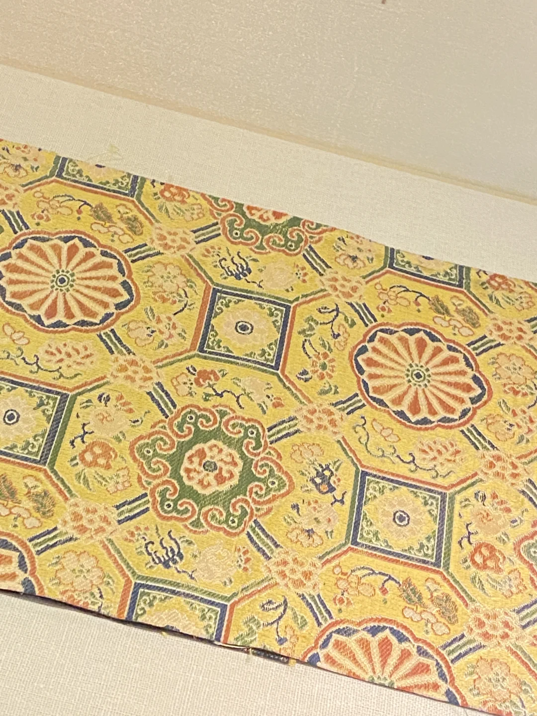 救命！宋锦凭啥贵得这么离谱？