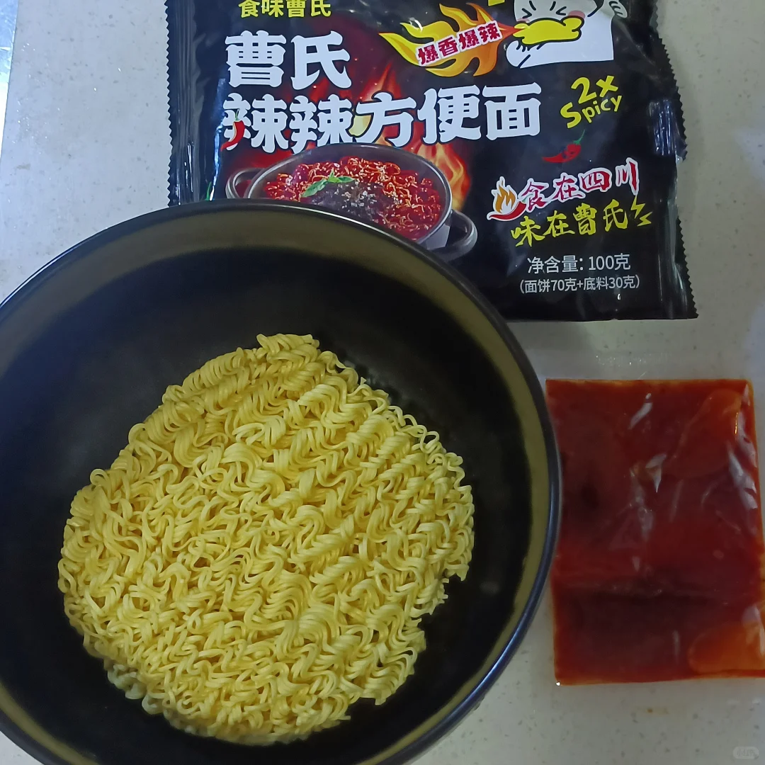 371 食味曹氏 曹氏辣辣方便面