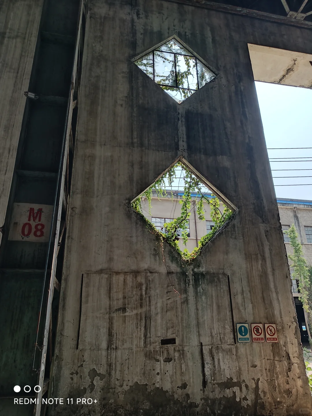 探访被世人遗忘的川冶机械厂旧址建筑群遗存