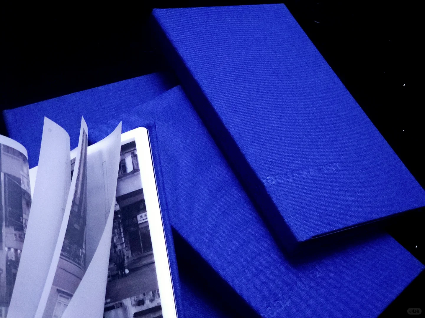 布面压凹封面丨这蓝色真的太美了！！