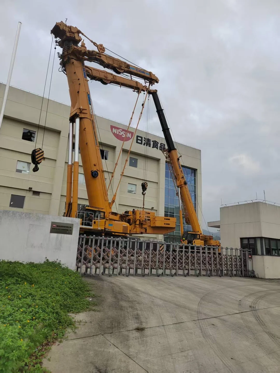 设备安装调试设备搬运设备吊装设备木箱包装