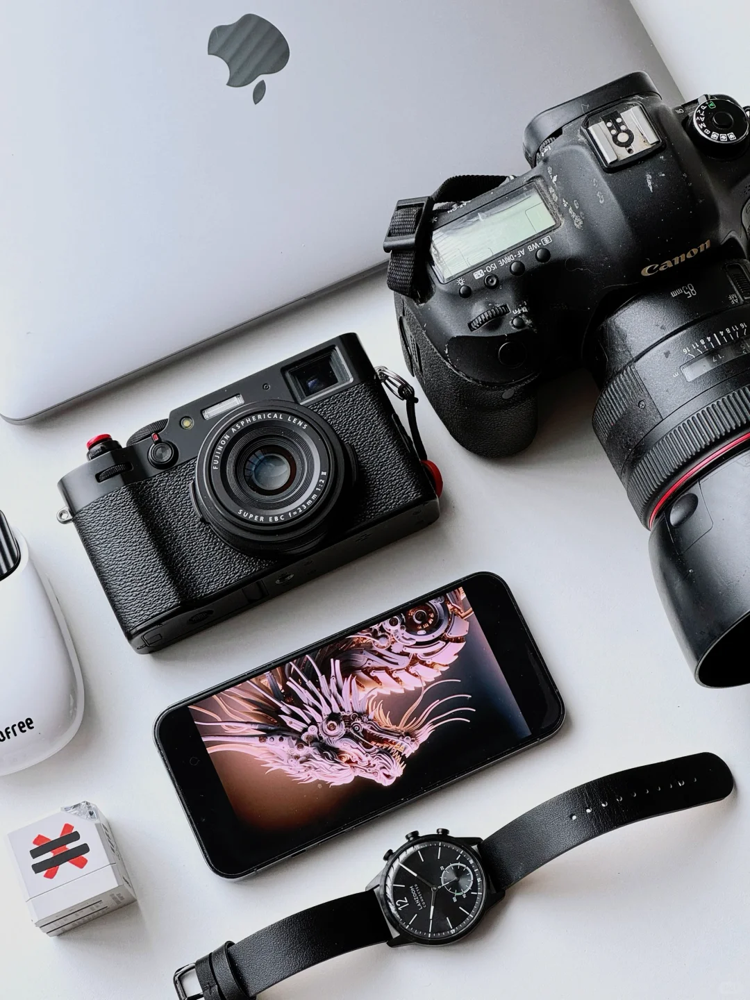 书桌日常｜氛围感数码桌搭布置好喜欢！