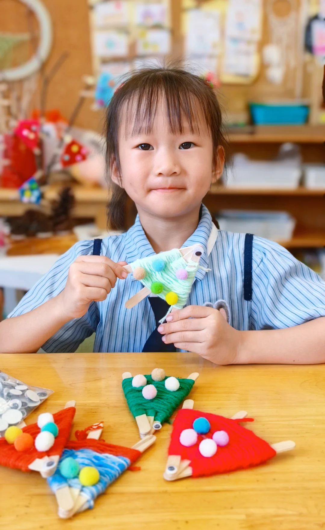 幼儿园编织环创/毛线?创意手工编织小鱼