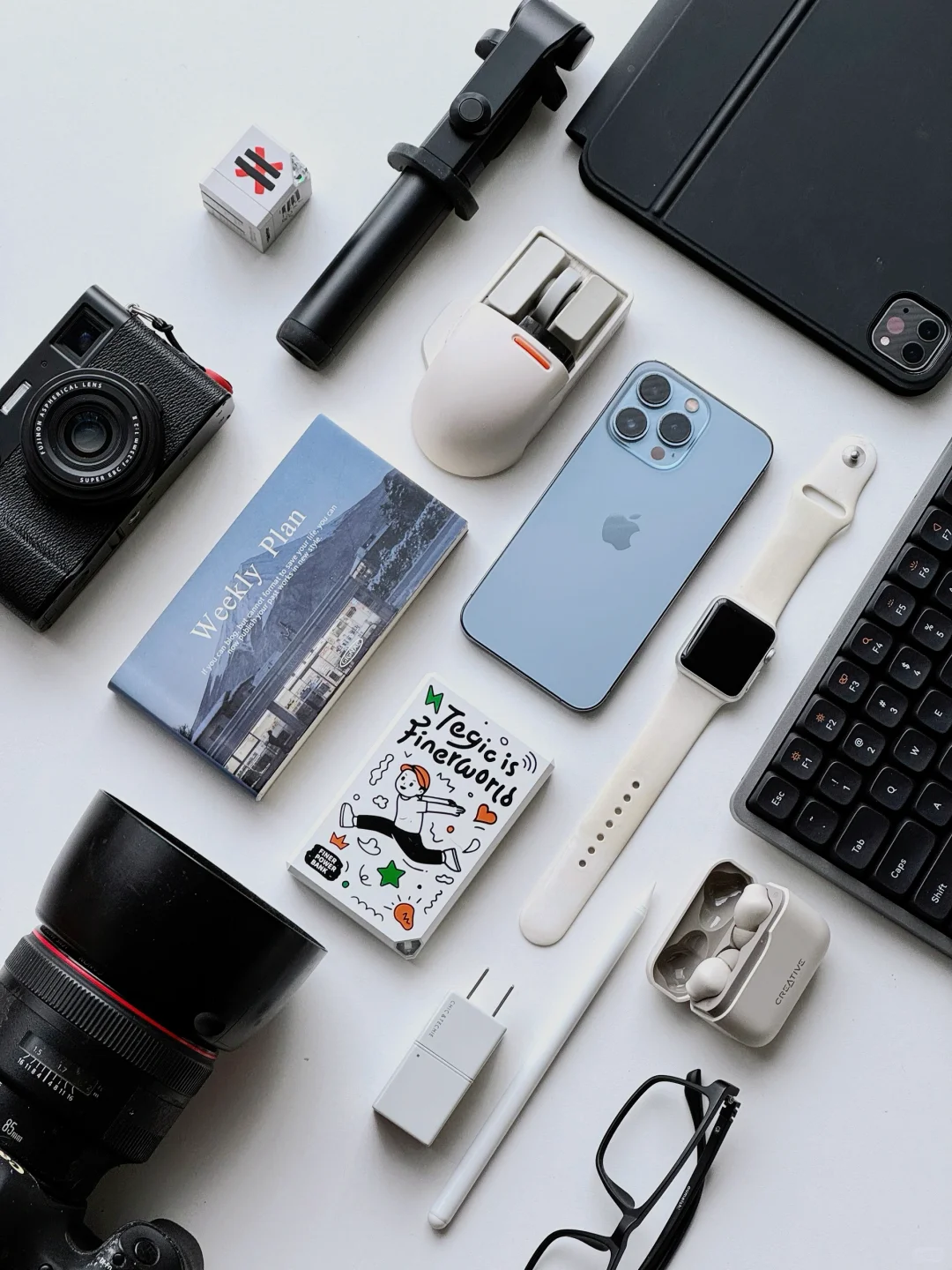 书桌日常｜氛围感数码桌搭布置好喜欢！