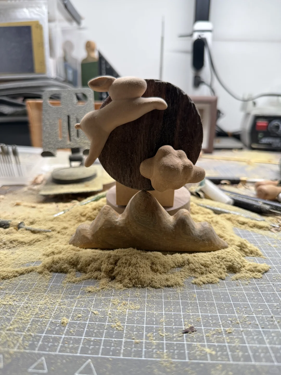 临摹大神的一个小摆件