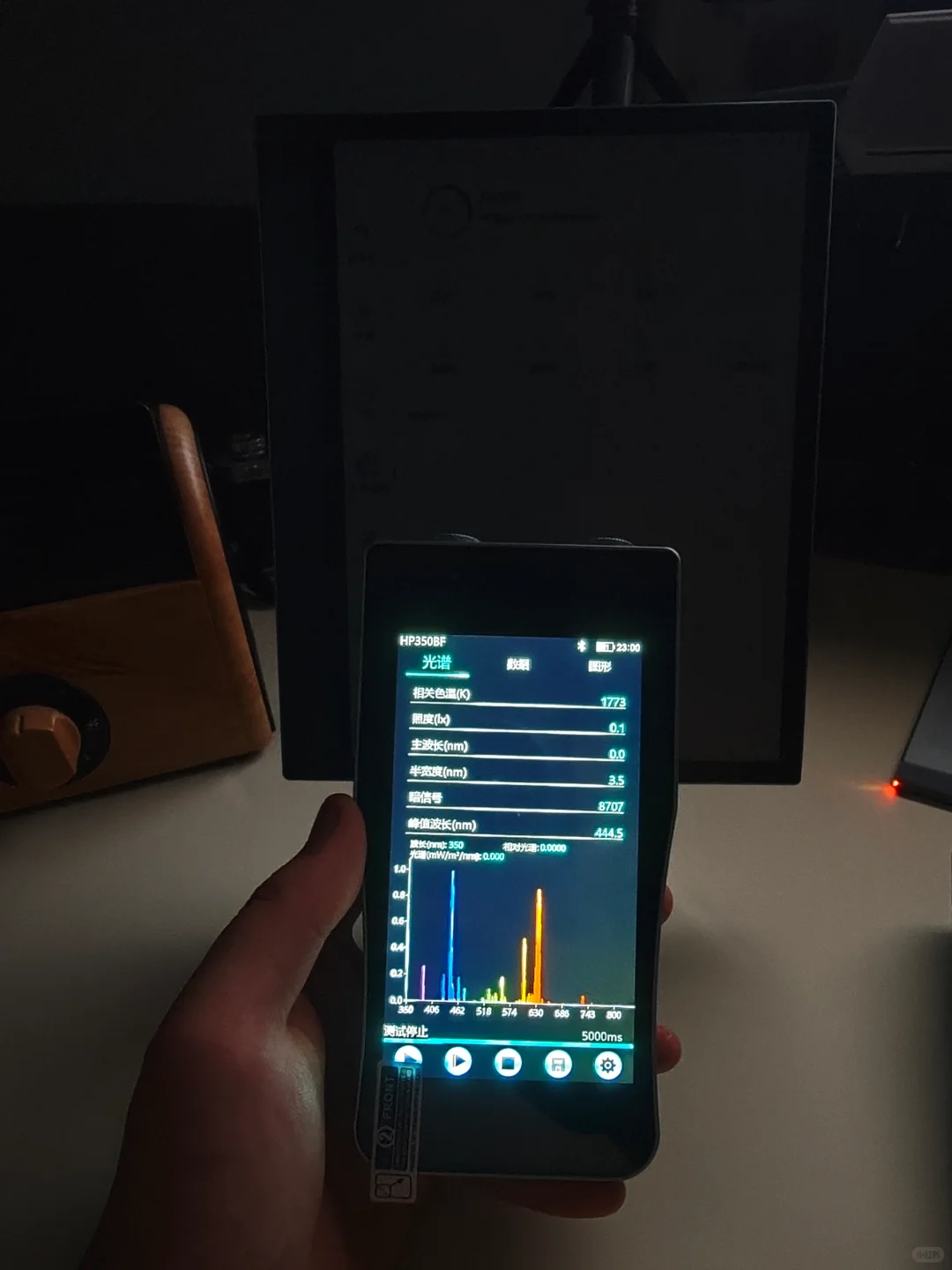 光谱仪到手，咔咔一顿测，今天测国悦！