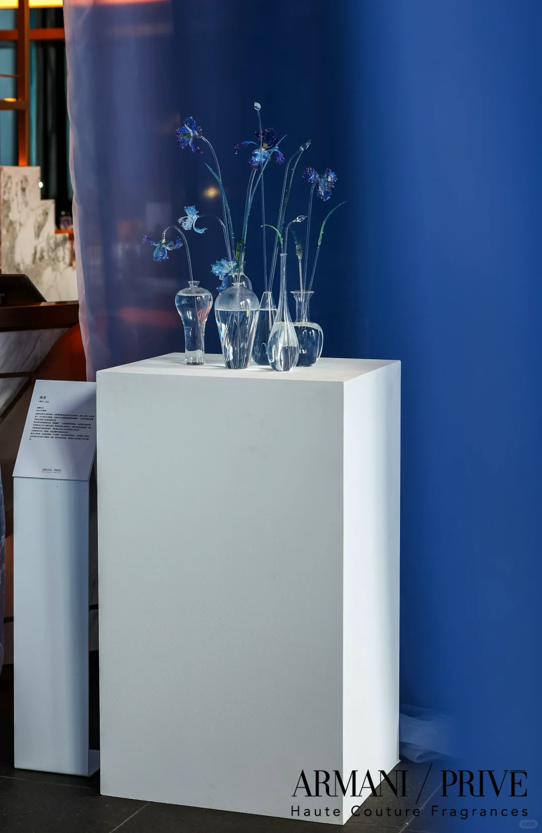 为ARMANI做的蓝鸢 |玻璃艺术