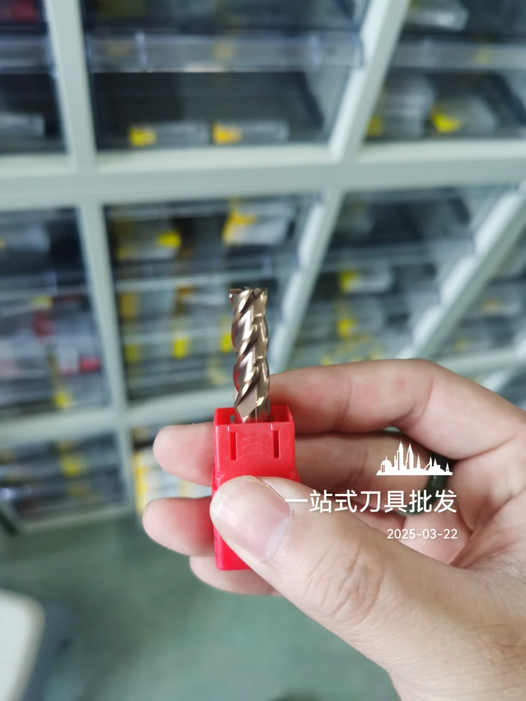 今年可太难了，五金人！