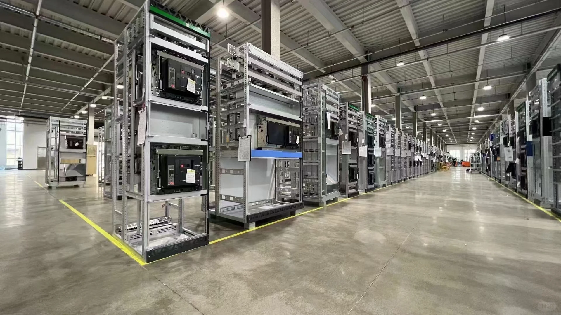 电力设备供应商