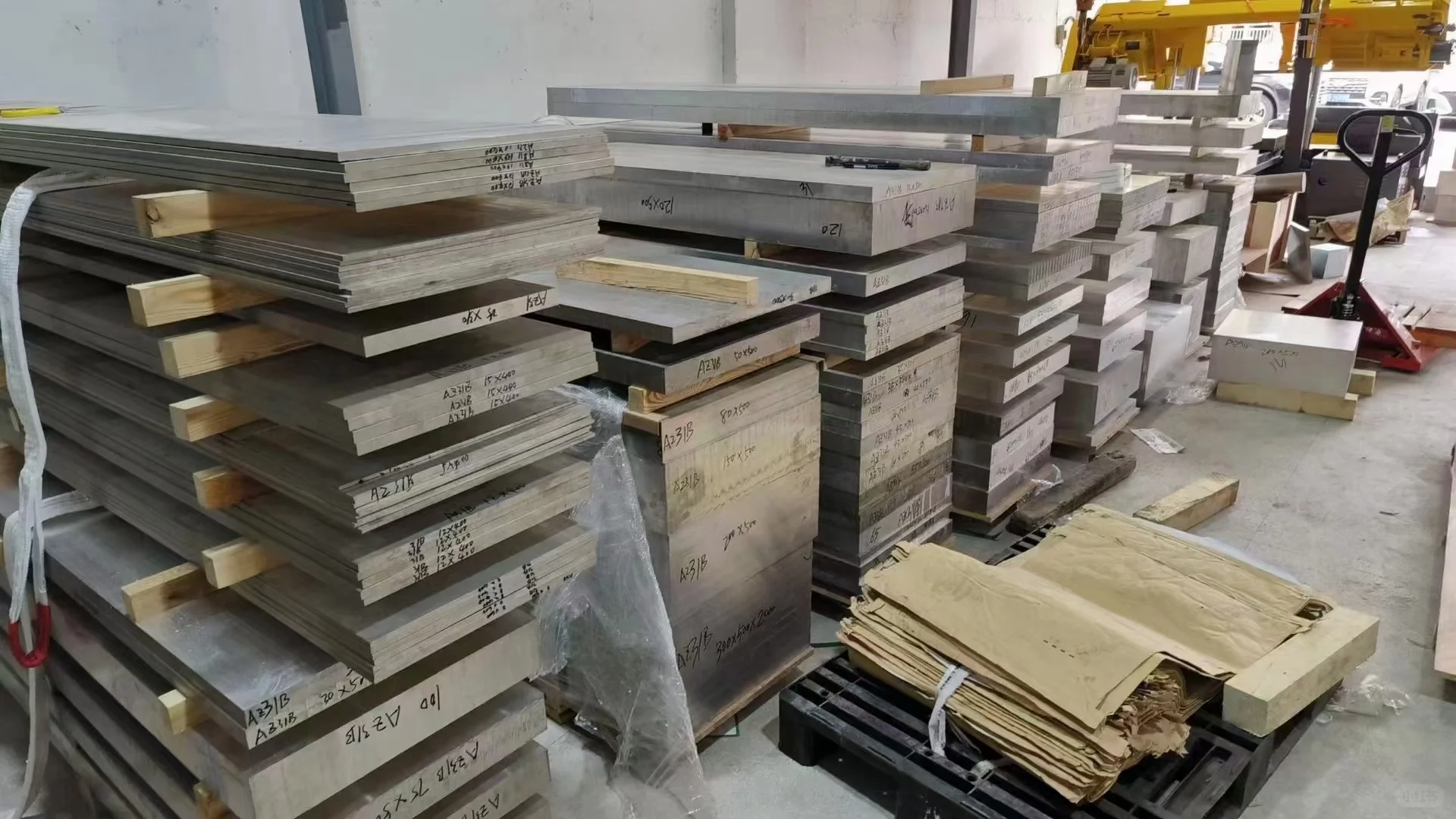 金属原材料供应