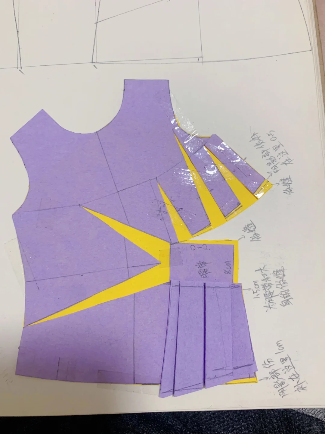 不规则抽褶上衣裁剪图分享