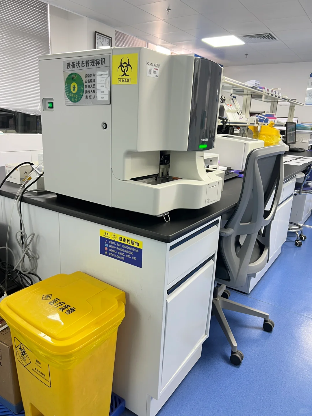 迈瑞五分类血常规分析仪内外部结构