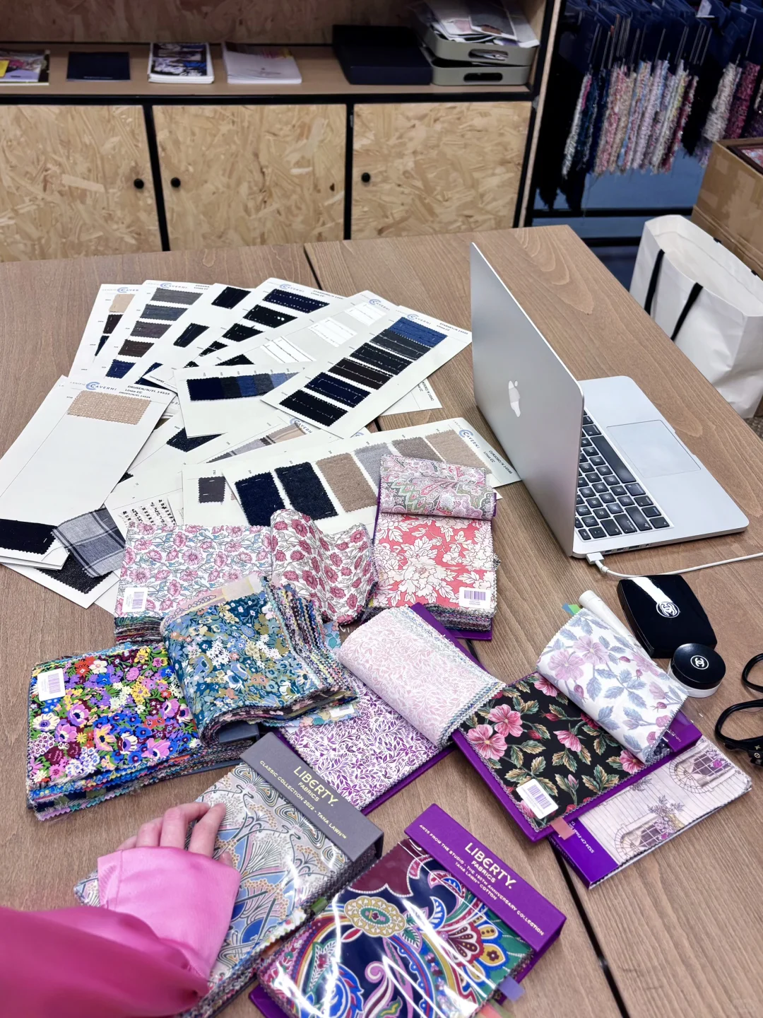 为奢侈品找面料的面料人穿什么