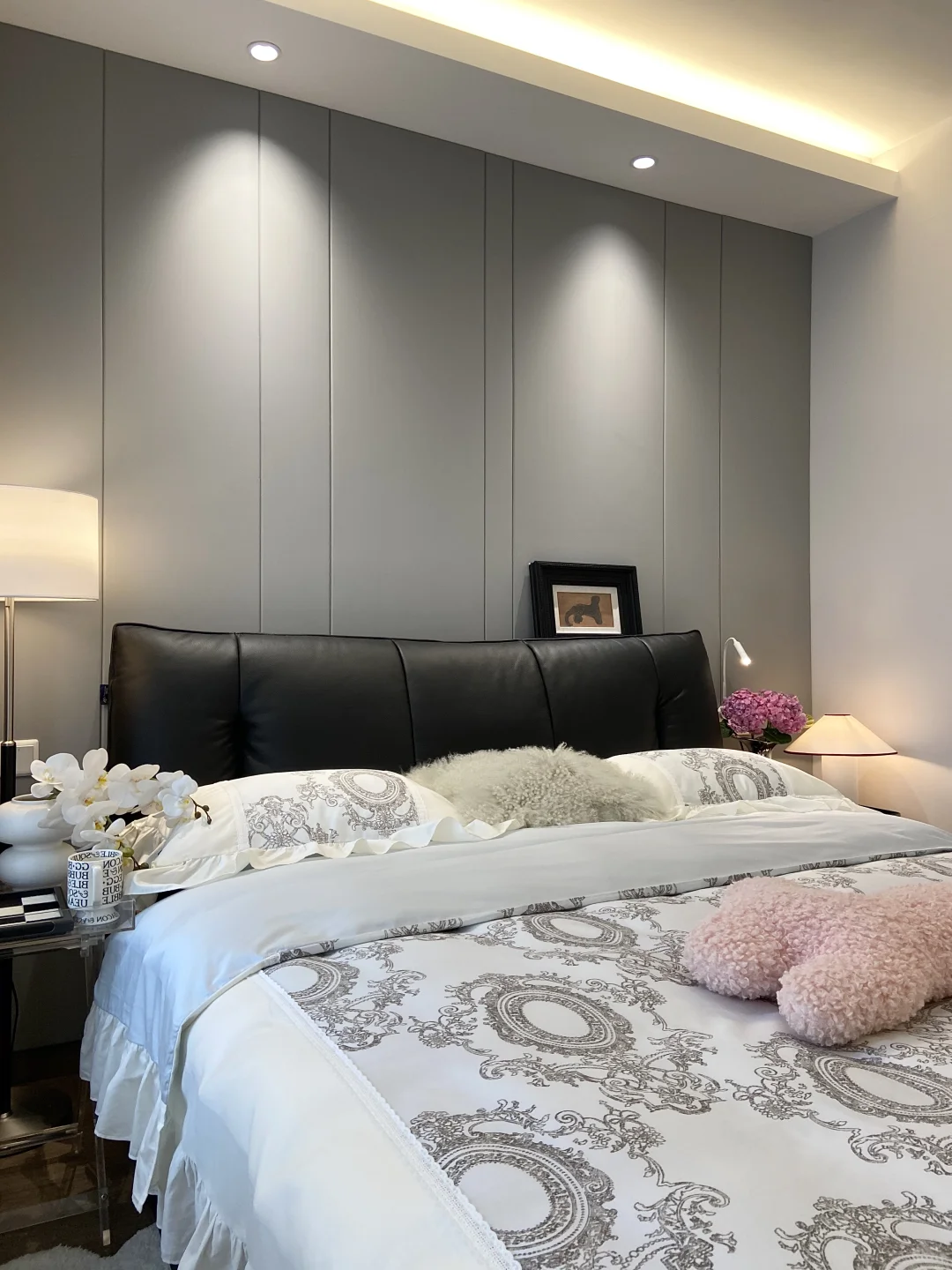 直接抄!小户型卧室这样布置好看又实用!