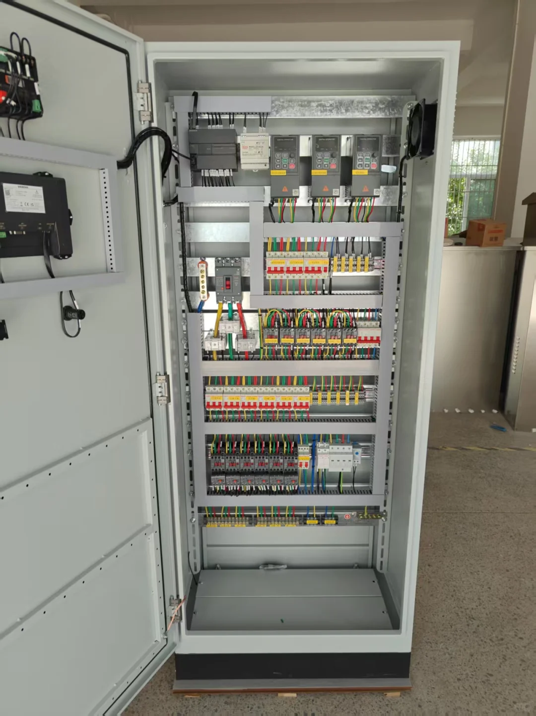 无人值守污水处理PLC控制柜