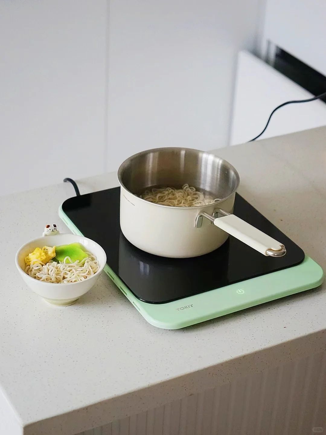 心动！可以拎包带走的电磁炉？！