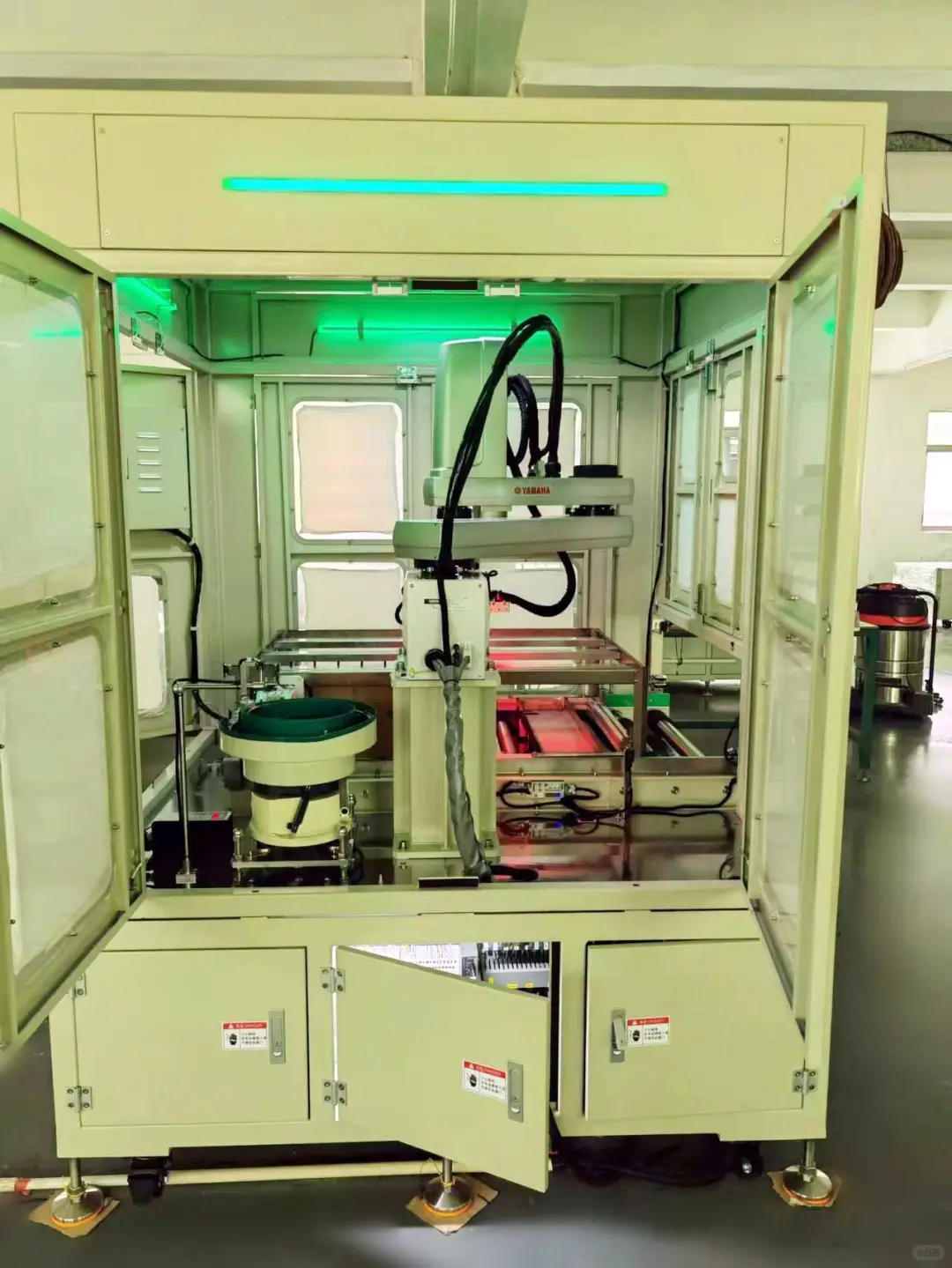 锂电池自动化生产设备