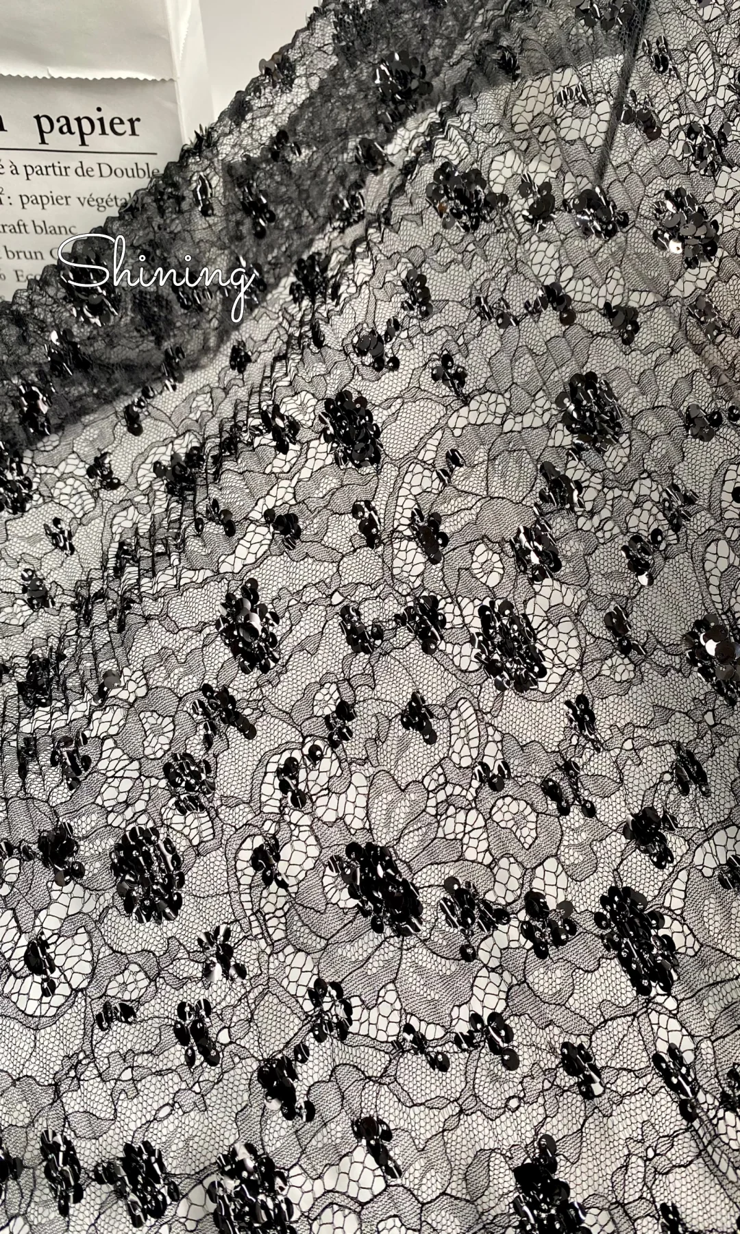 香槟色压皱蕾丝珠片绣花、太美了！