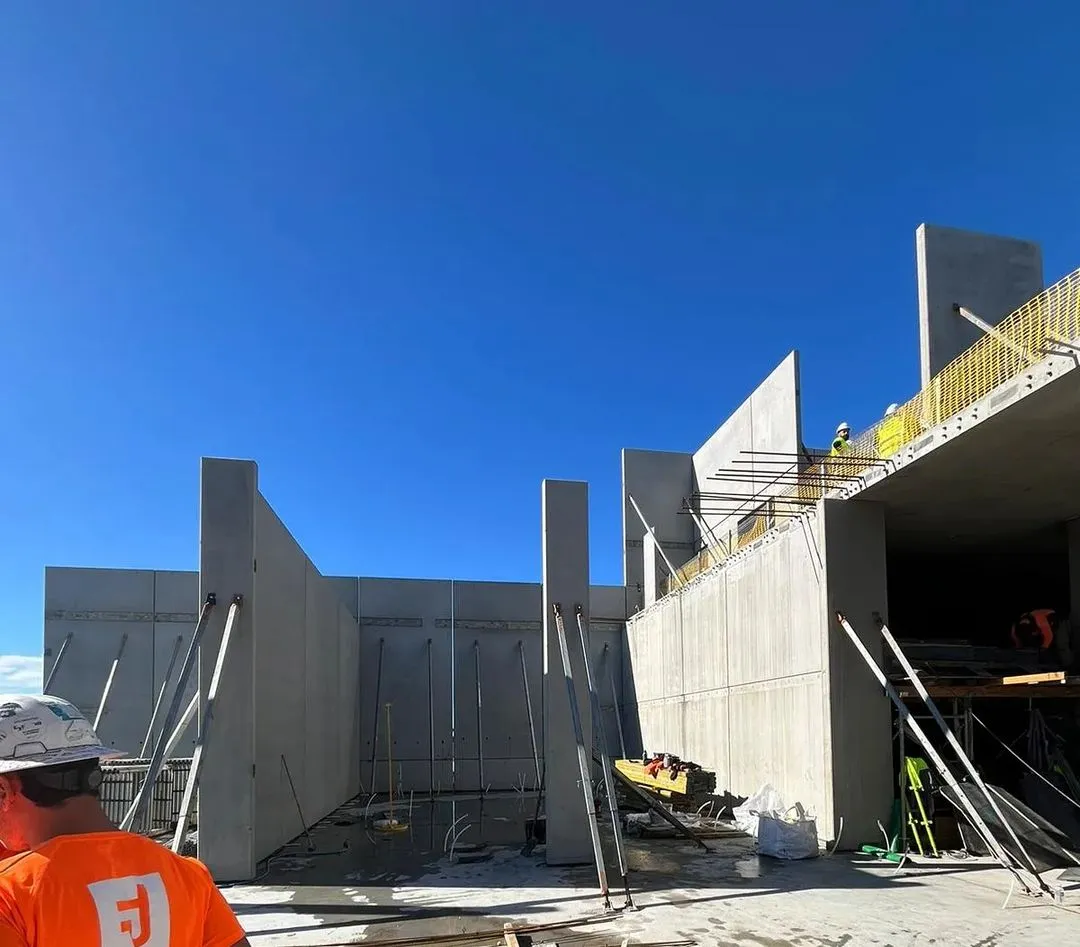 减少工序，减少工种