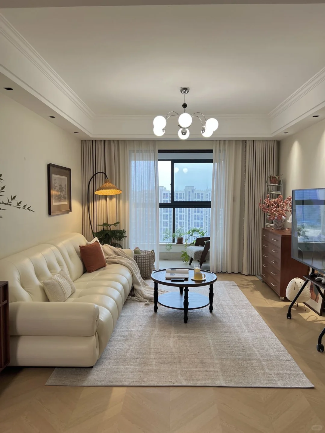 两个人一起努力的小家,64平也挺好