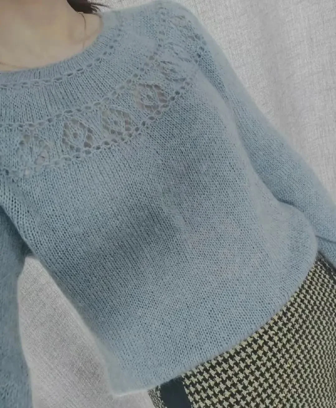 兰色马海宝石花初春毛衣图解向右➡️