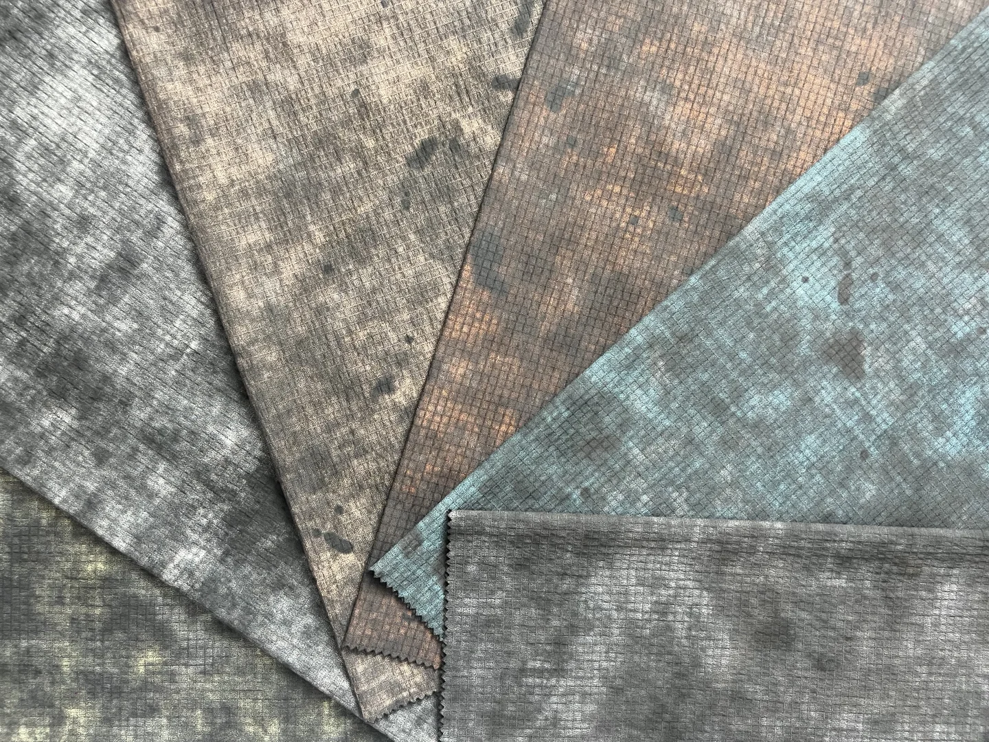 格子撒粉工艺宝藏面料