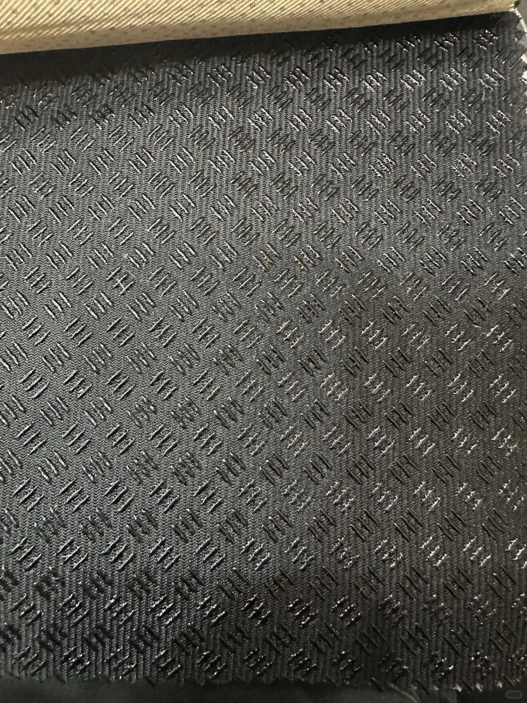 滴塑布：以匠心工艺打造功能性纺织新标杆