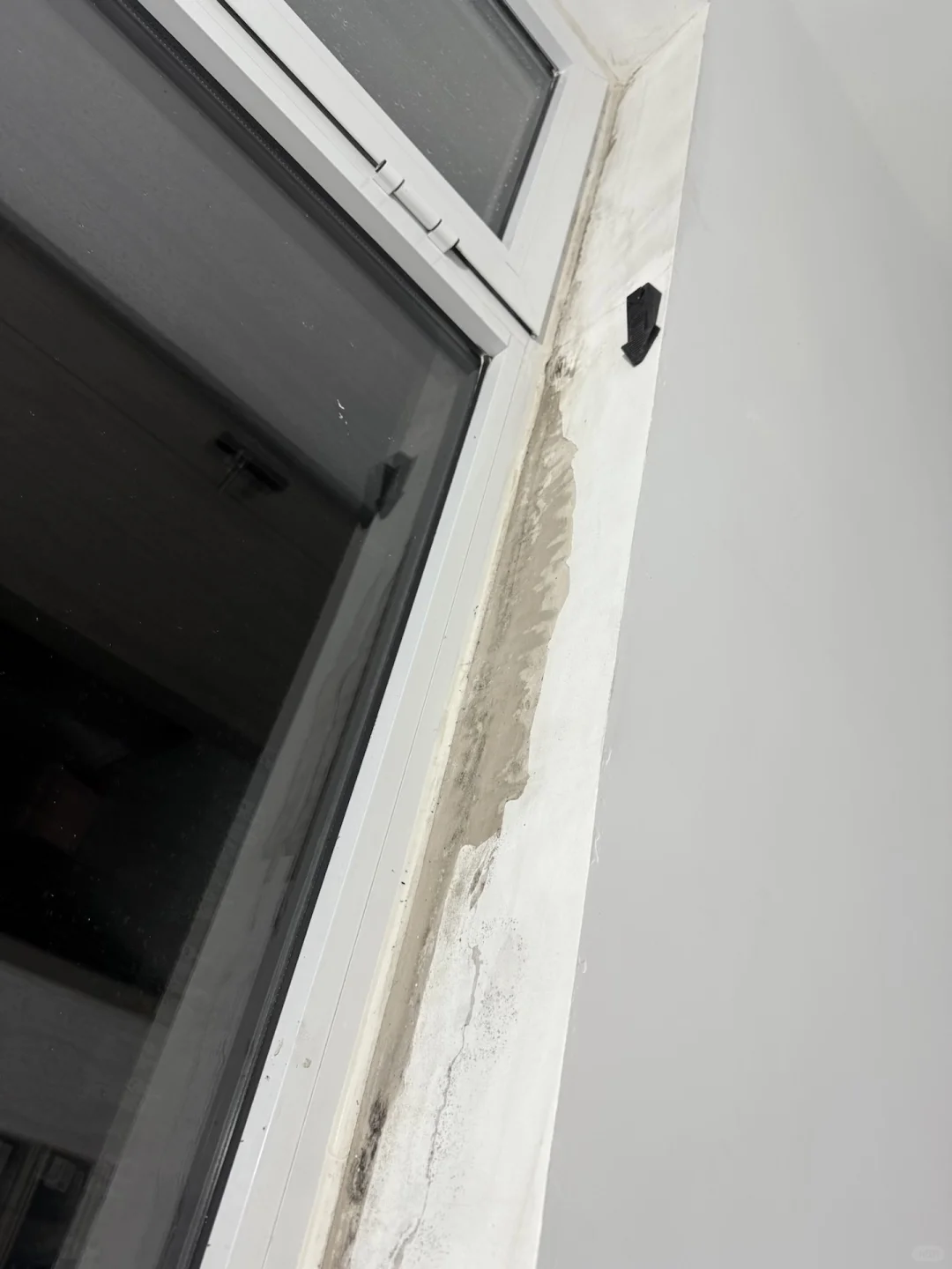 断桥铝窗户渗水，求解！