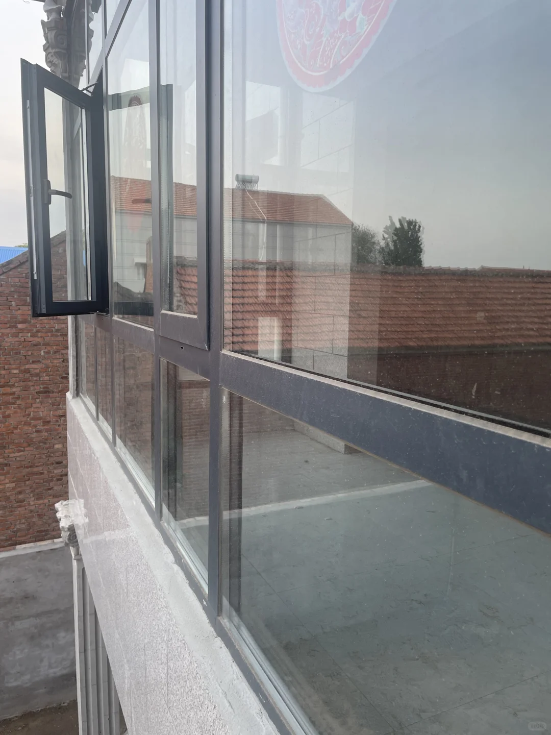 这就是三四百一平的系统窗