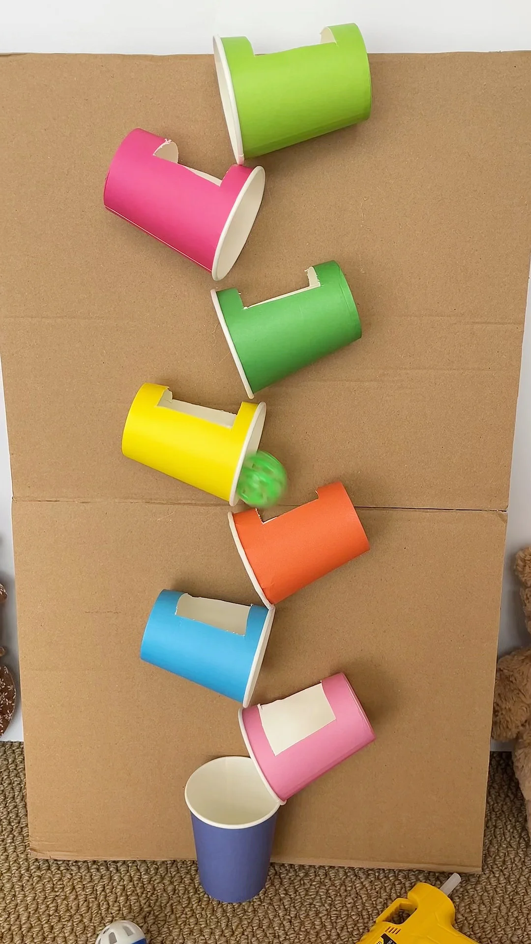 有手就会?0元自制小月龄宝宝玩具?