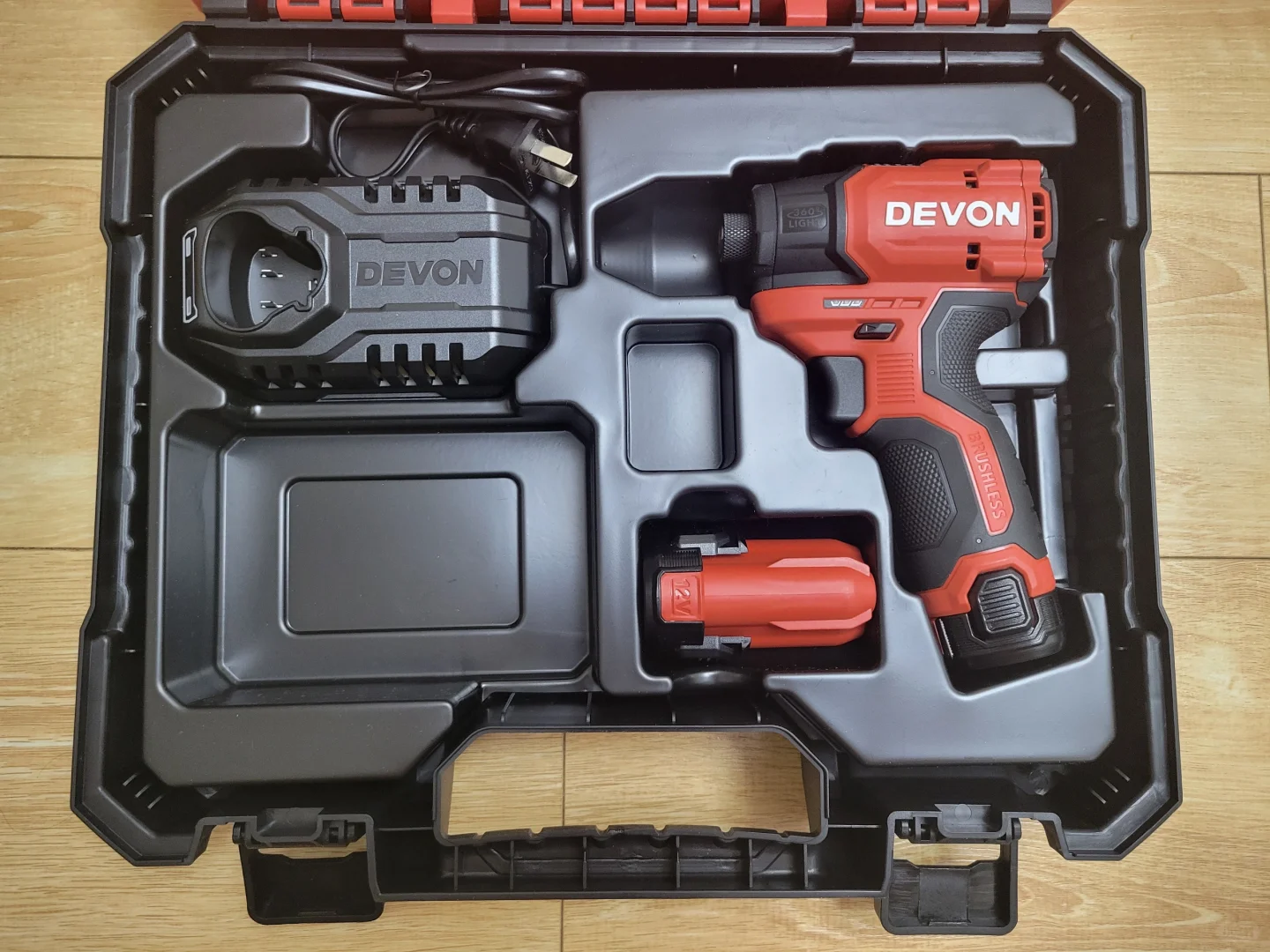 最终还是选择了它,我的第一台起子机。