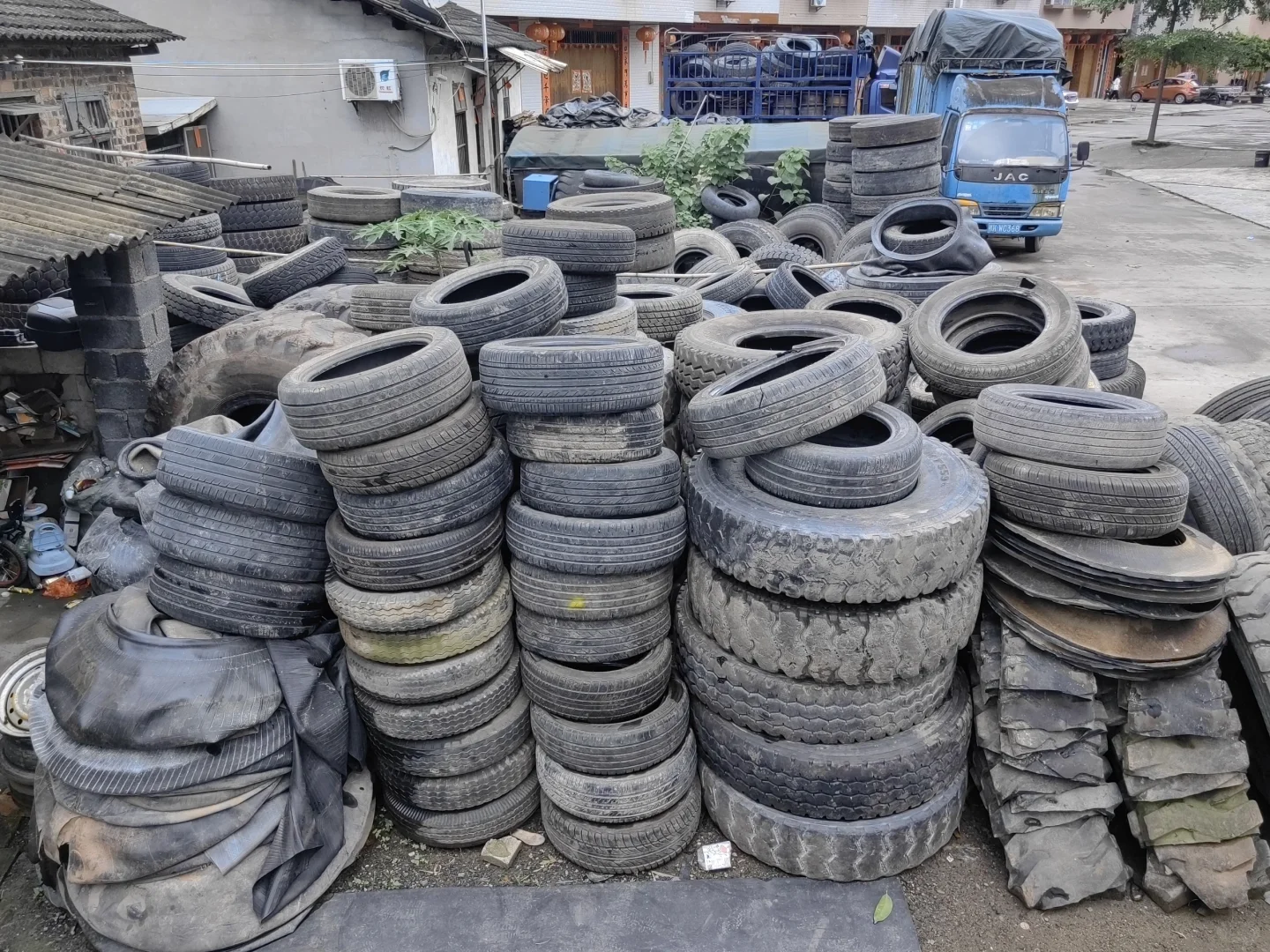 旧轮胎回收的各种注意事项