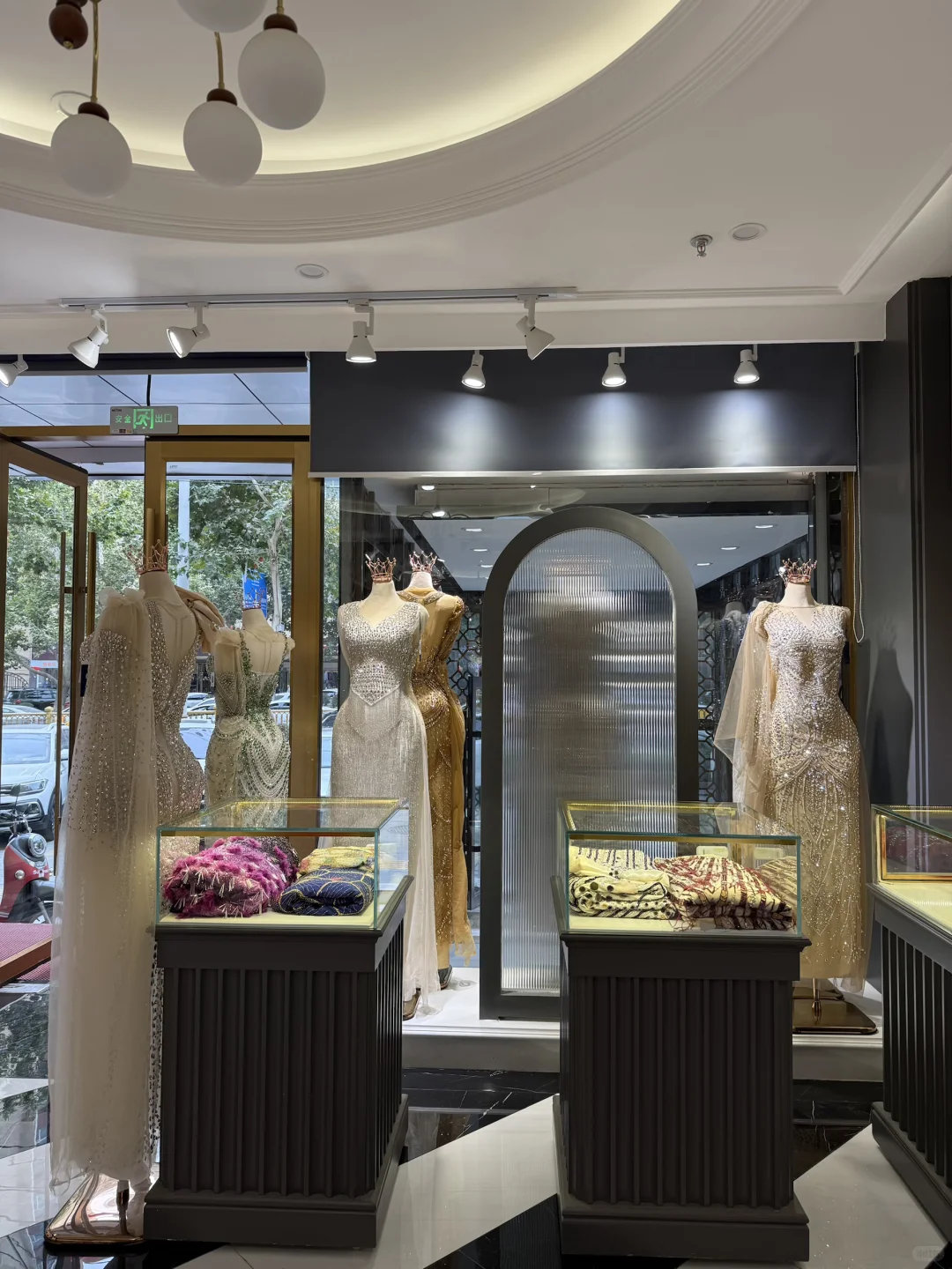 被一个博主种草了喀什这家面料店