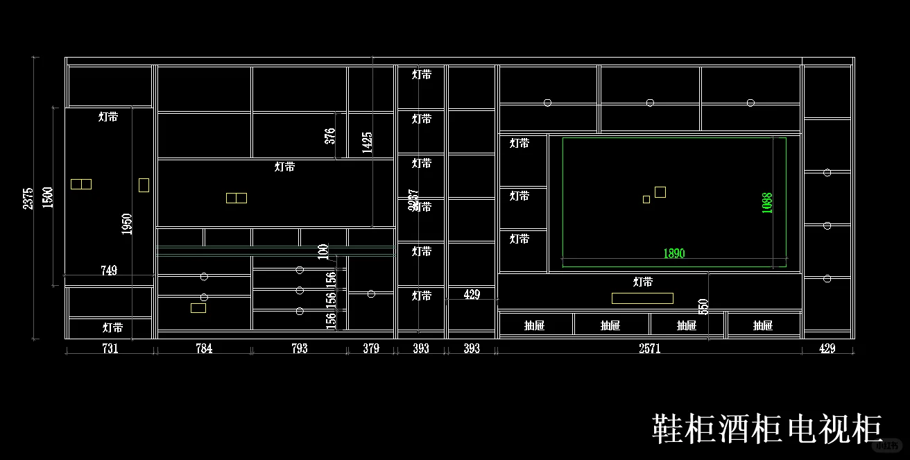 如果你家客厅也有这样一面长墙