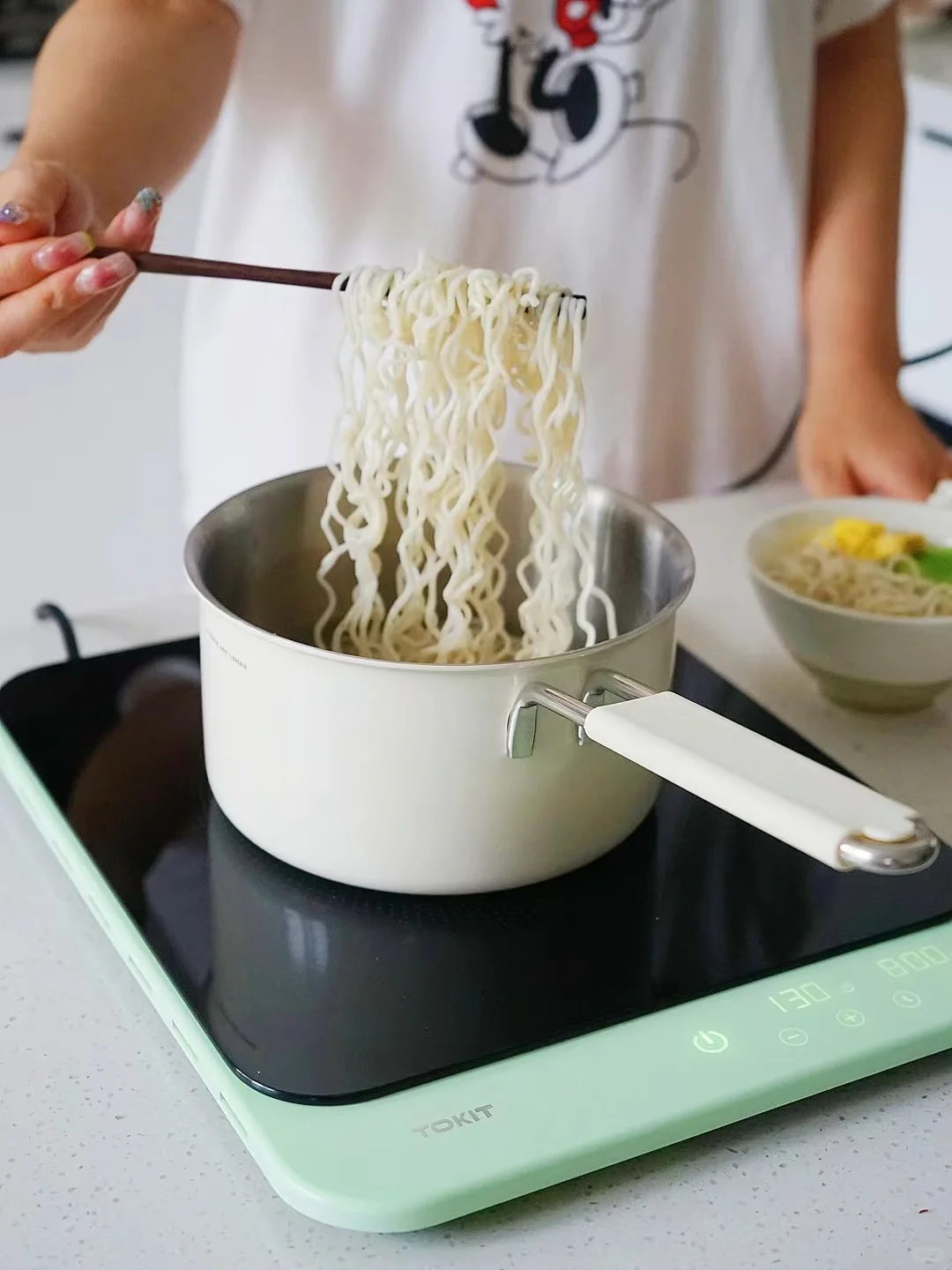 心动！可以拎包带走的电磁炉？！