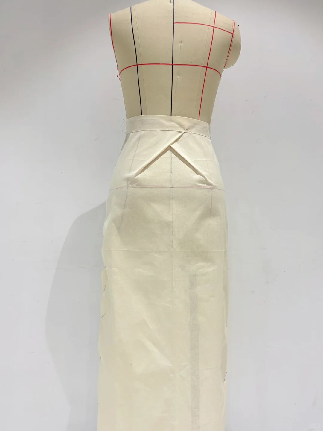 立裁 不对称褶裥造型