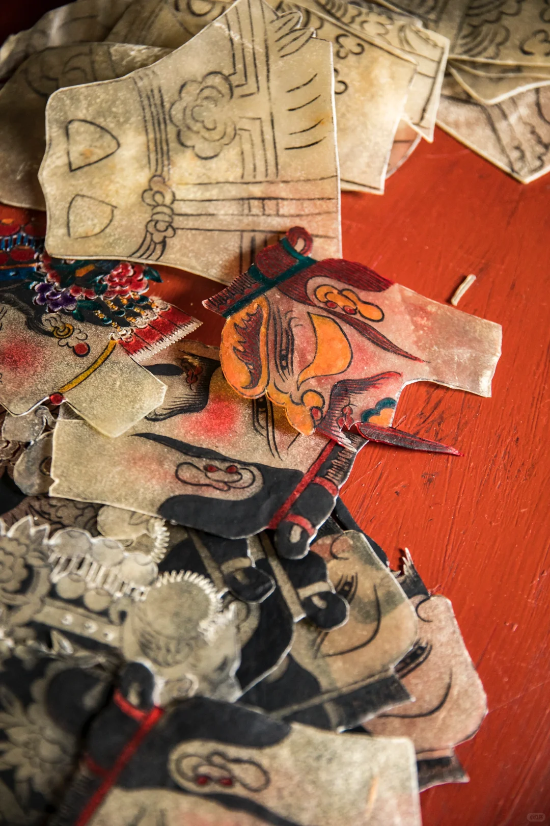 光与影的艺术｜在手艺人挥动下绽放绚丽光彩